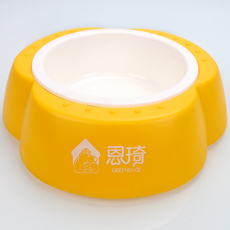 small plastic dog bowls.JPG